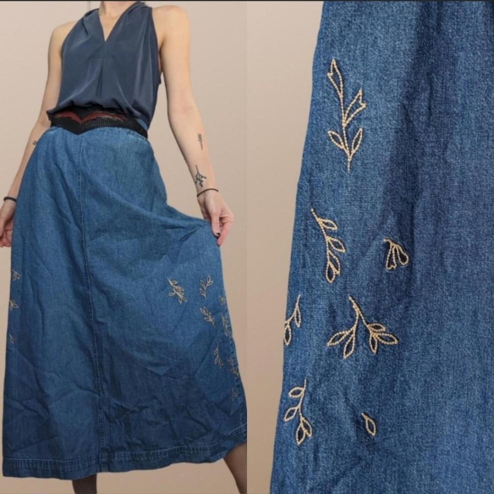 Vintage Crazy Horse Embroidered Denim Maxi Skirt Blue And Beige Leaf Print 14 - Picture 3 of 6